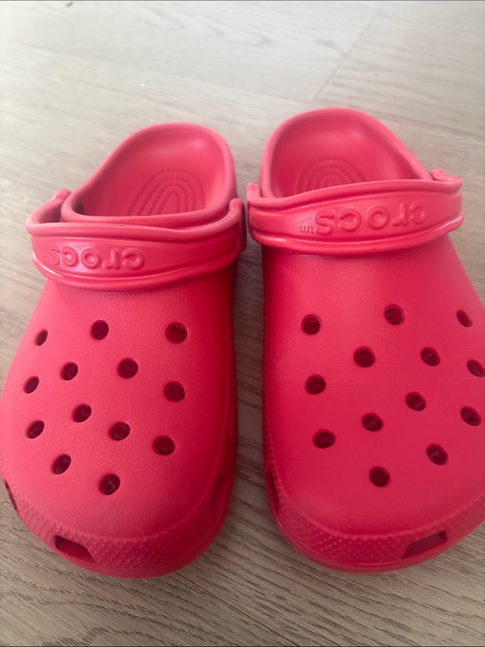 CROCS Classic Clog Mules in Bright Red